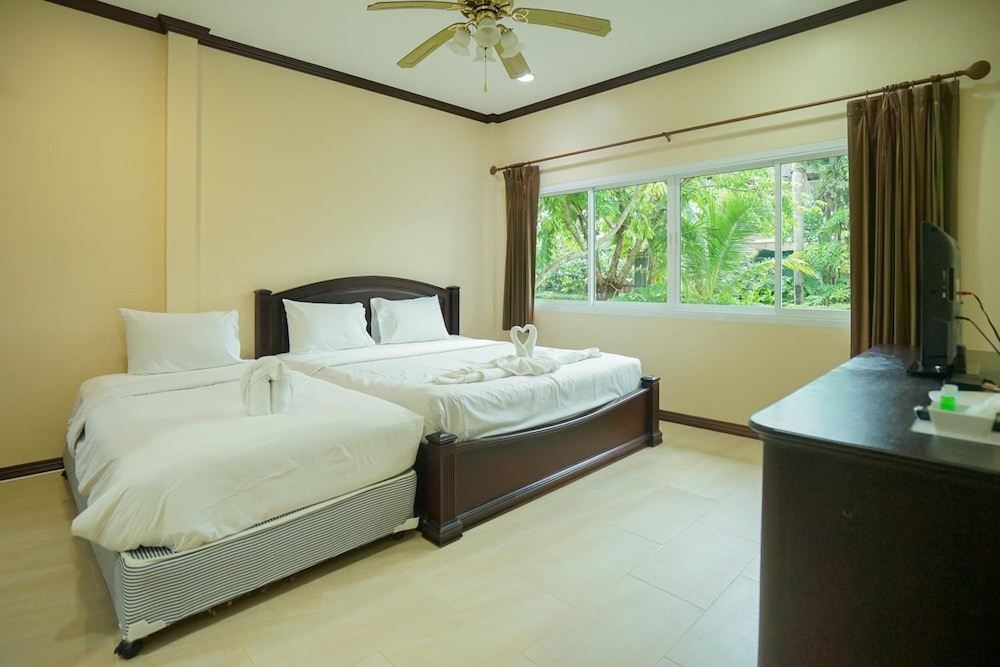 Baan Faa Talaychan Resort 38/65