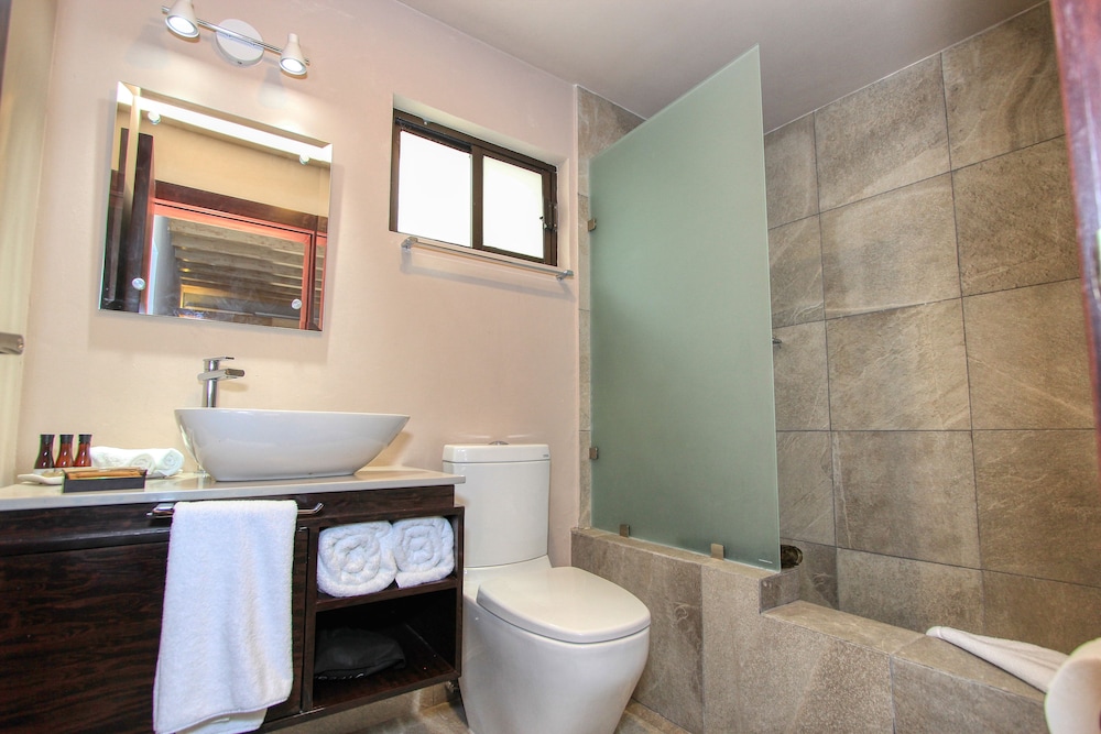 Casa Florencia Hotel Boutique 38/46