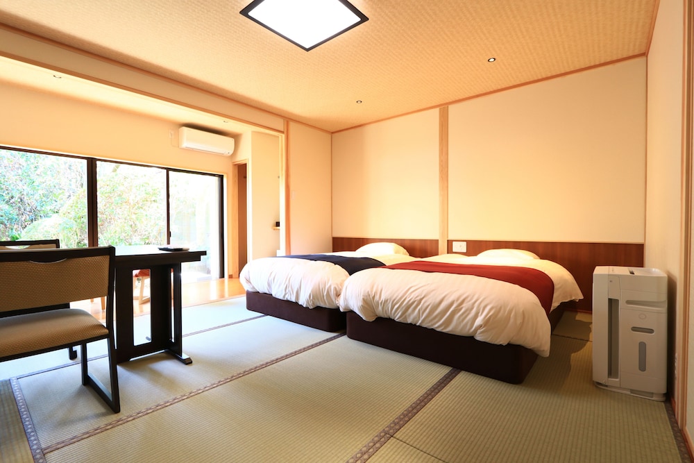Twin Beds