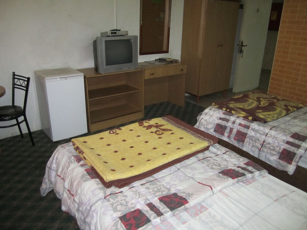Asia Hotel 31/50