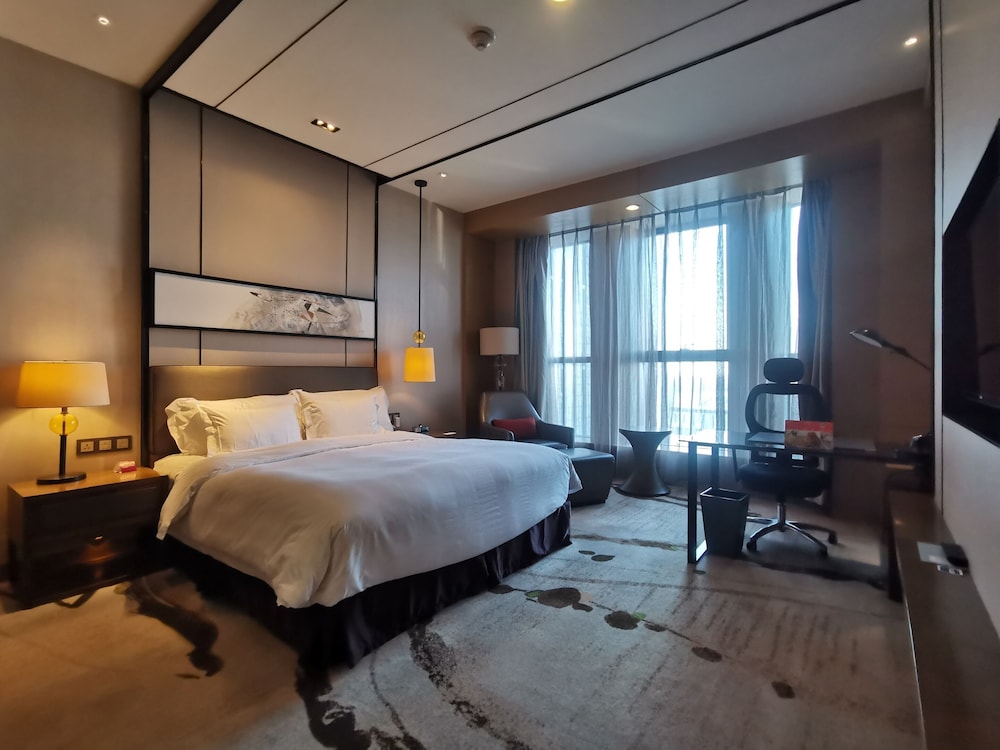 Crowne Plaza Tianjin Meijiangnan 18/49