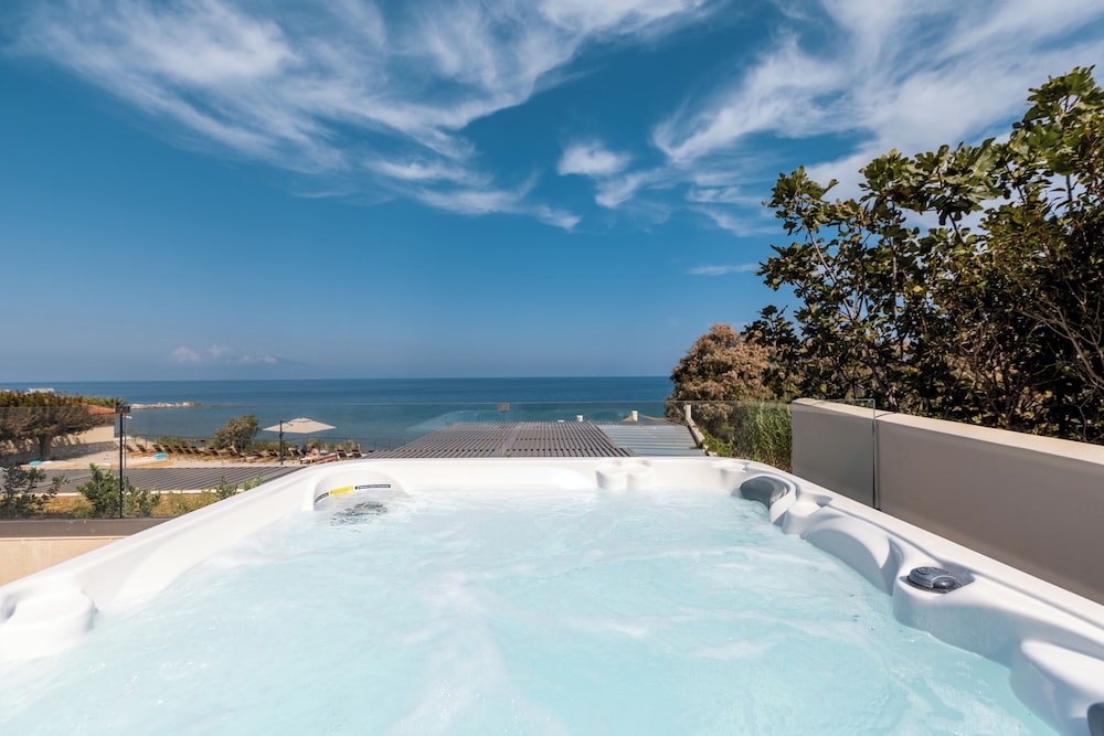Tsamis Zante Suites 77/86