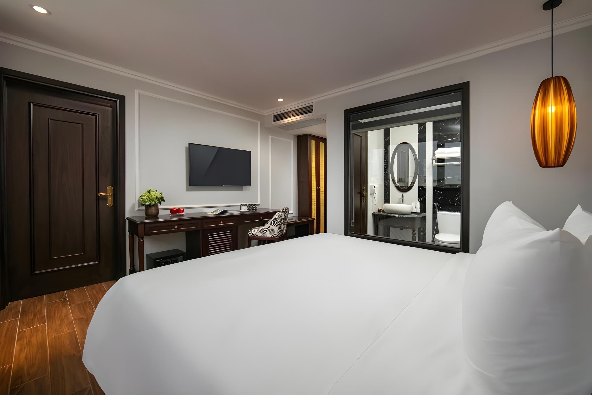 Superior, Double Bed, No Window