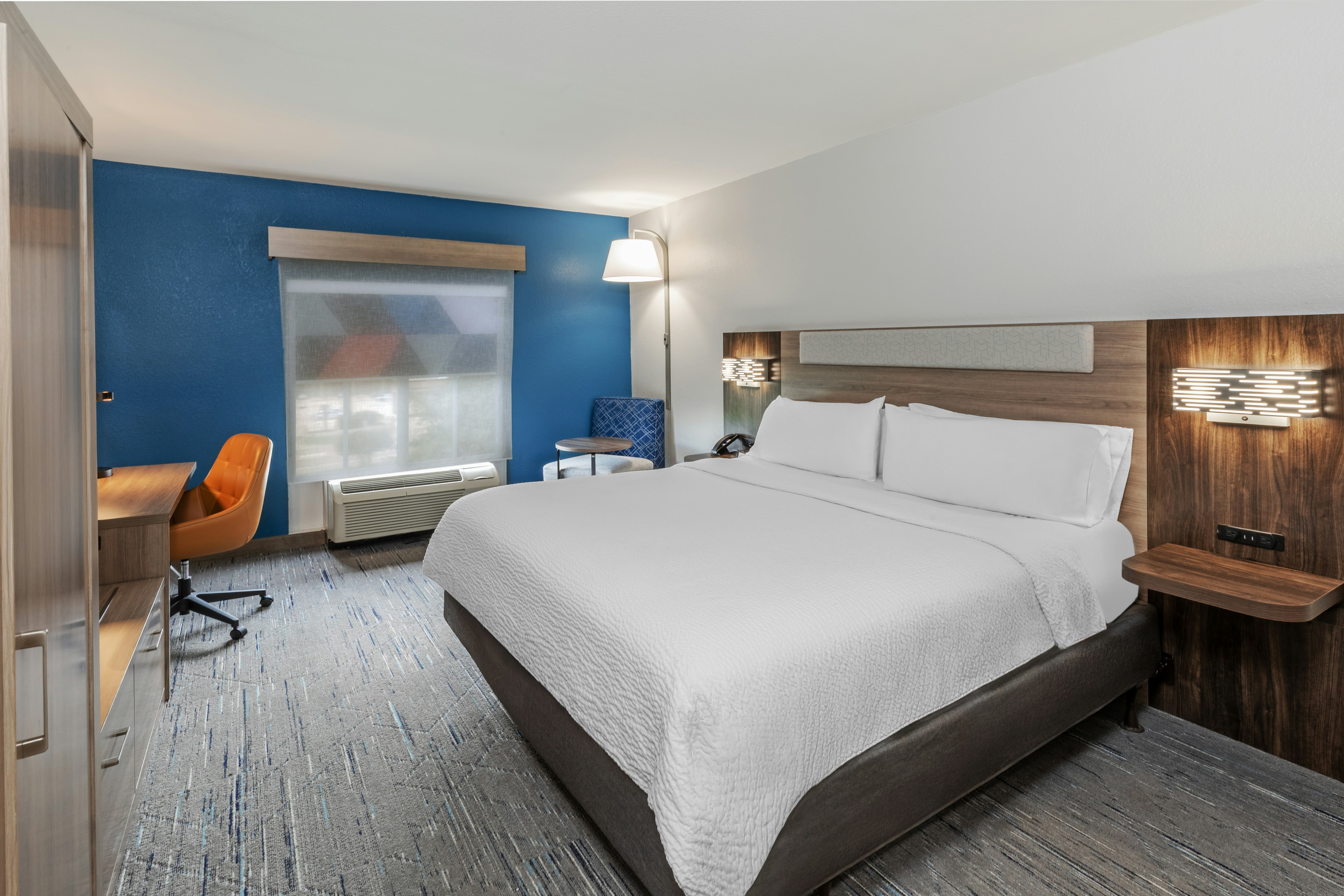 Holiday Inn Express Hotel & Suites Vicksburg 34/74