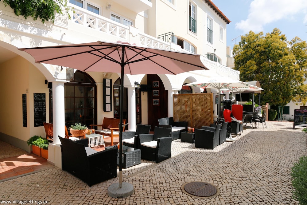 APARTAMENTOS THE OLD VILLAGE BY VILLAGE 4U 65/75