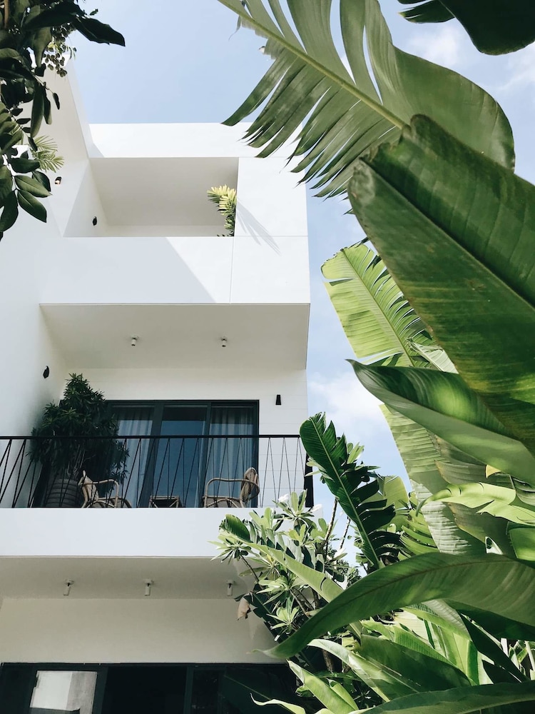 Green River Boutique Hotel 1/49