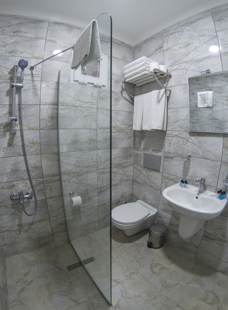 Seher Hotel 31/33