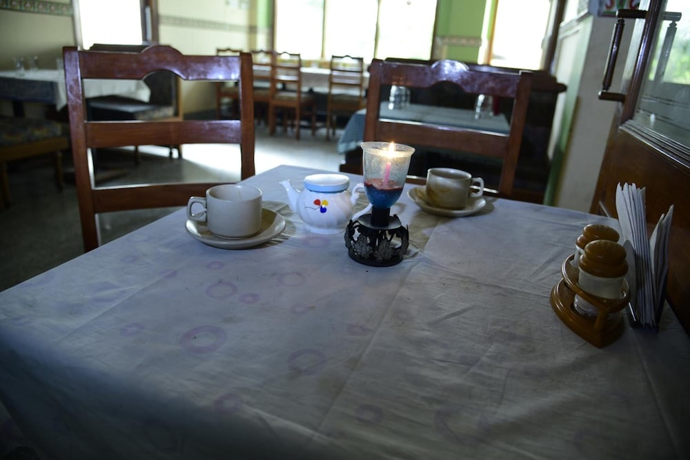 Bani Park Hotel 48/56