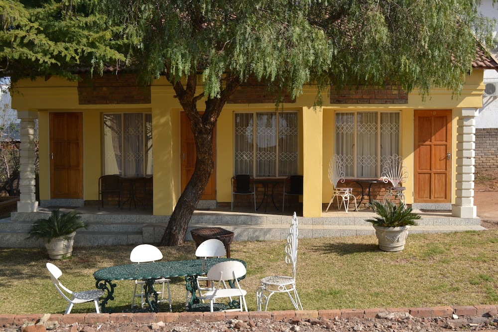 Kamogelo Guest House 39/47