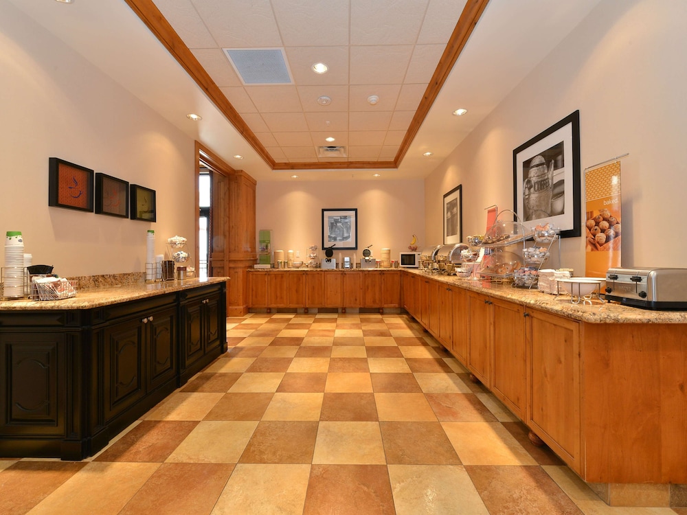 Lobby at Hampton Inn & Suites Buffalo, BUFFALO - WY
