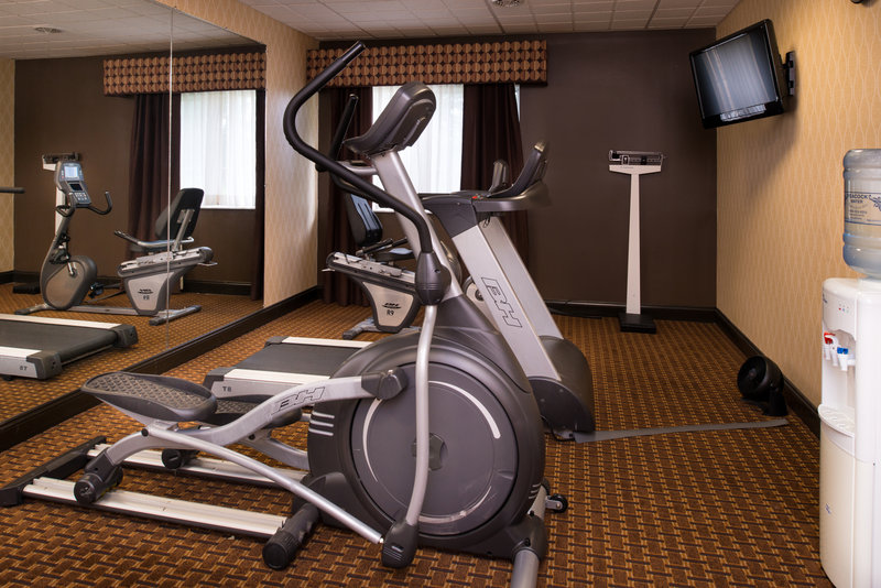 Holiday Inn Express Hotel And Suites Bucyrus 23/36
