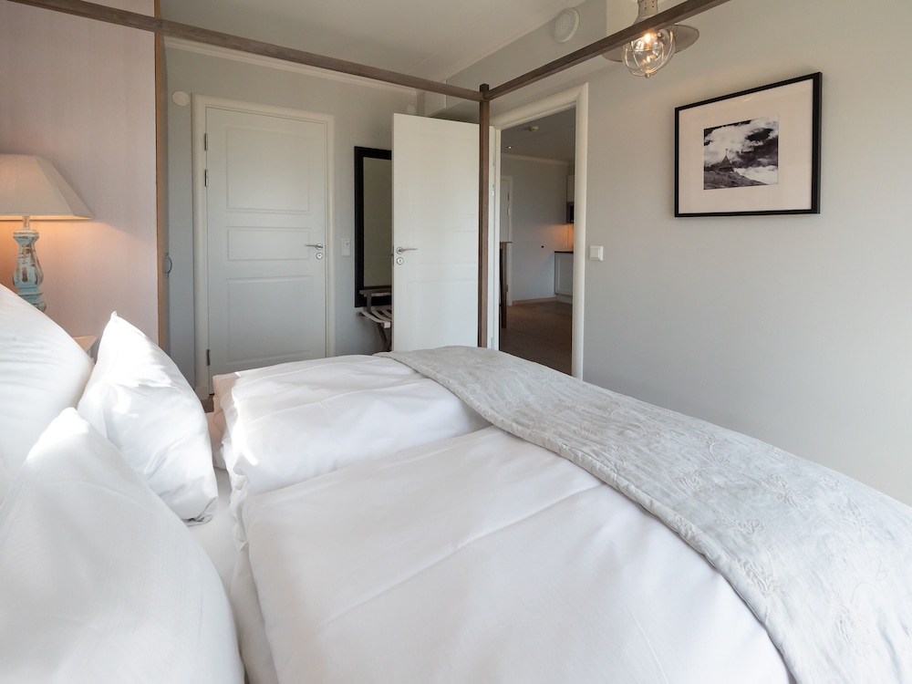 Strand Hotel Fevik 22/80