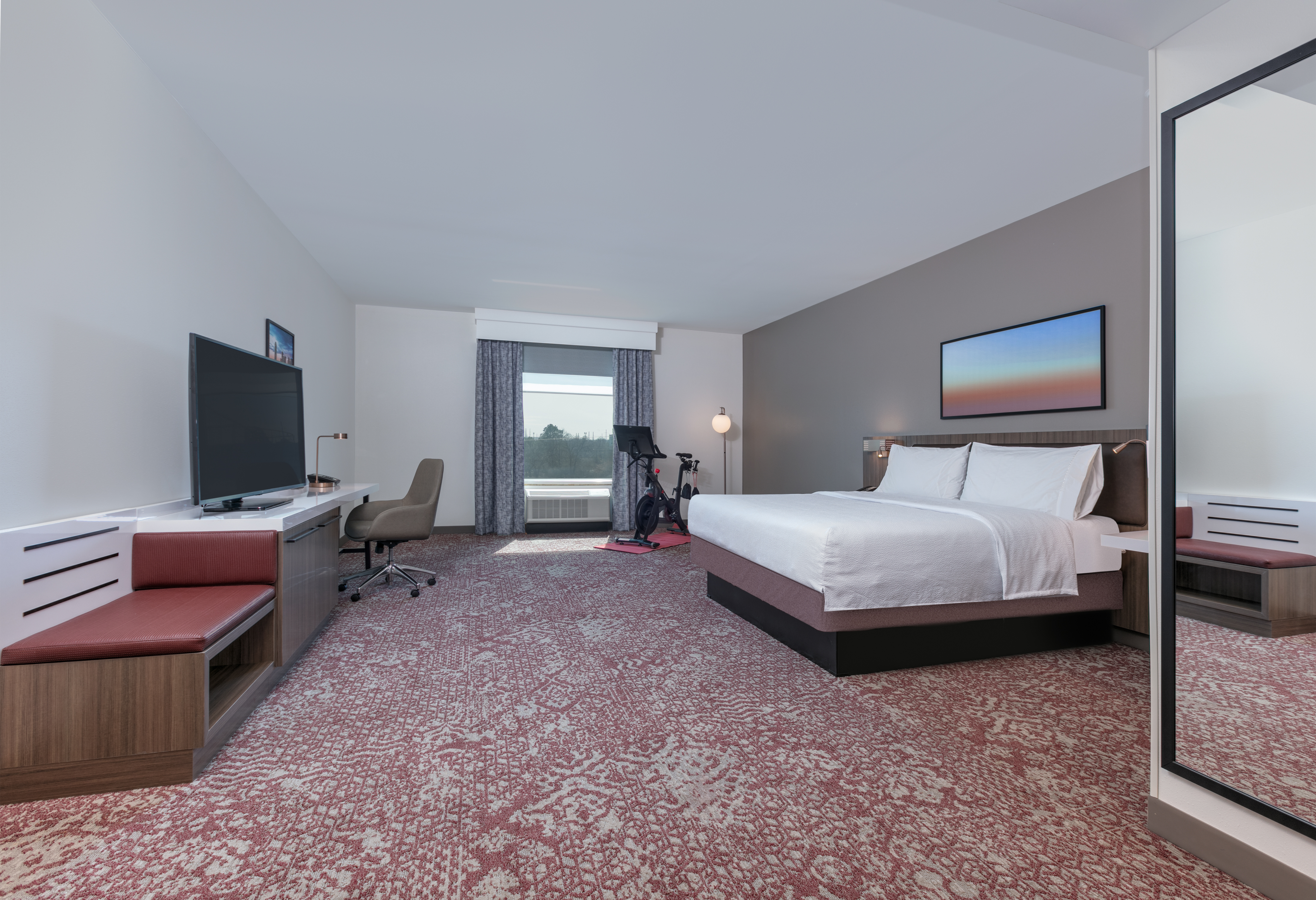 ROOM, KING BED, CITY VIEW, HIGH FLOOR