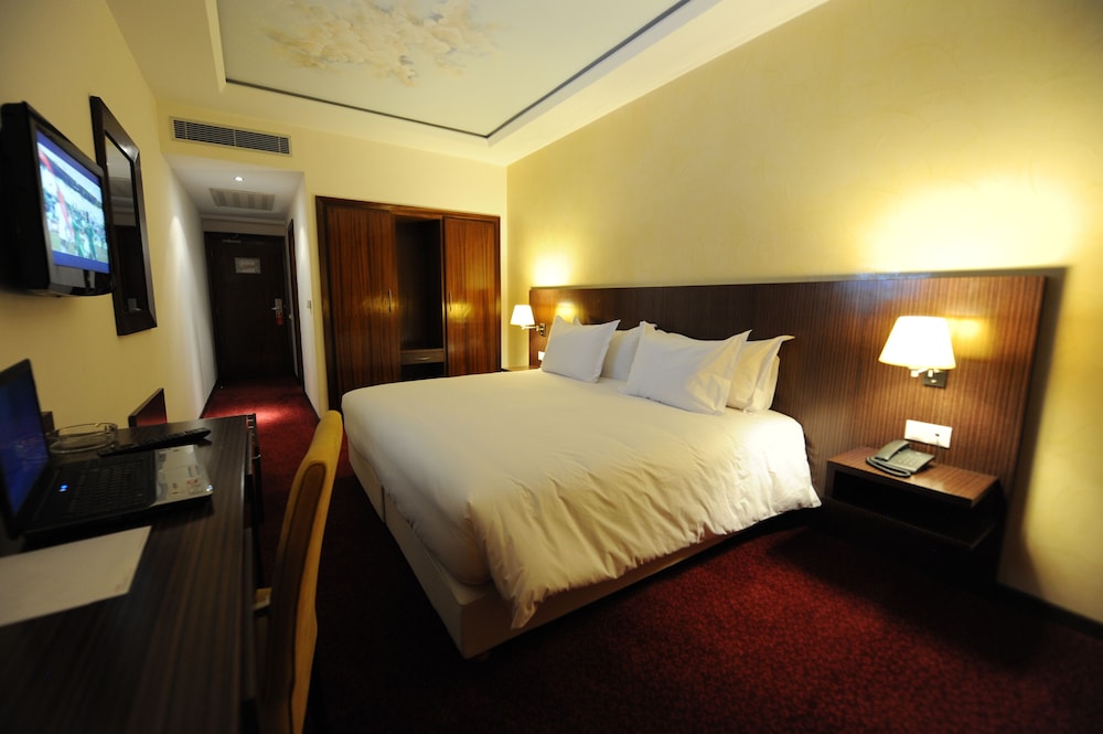 Rive Hôtel 25/58