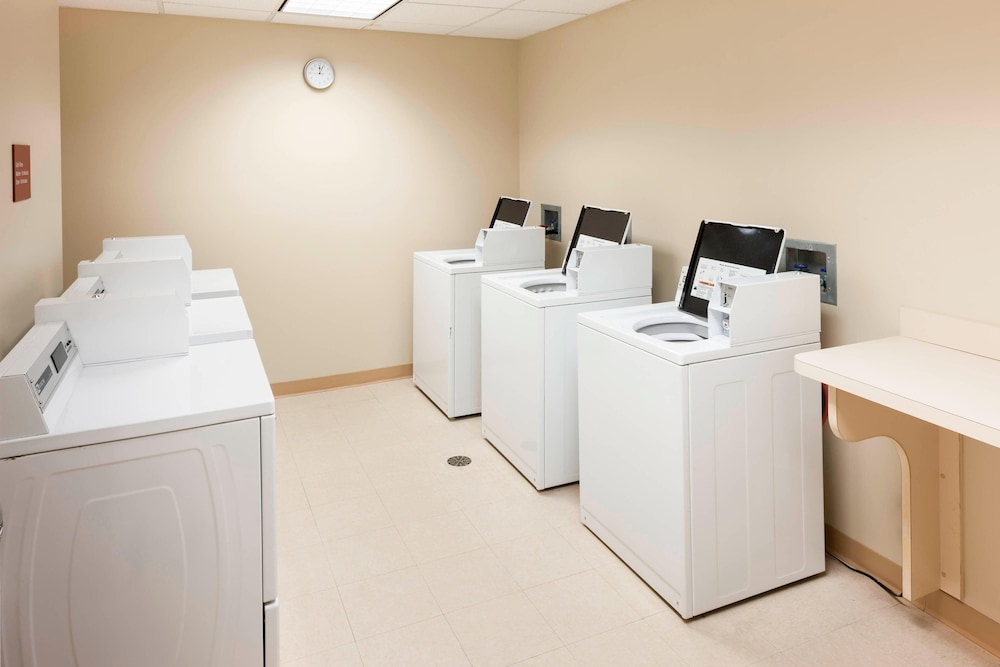 Towneplace Suites Suffolk Chesapeake 42/54