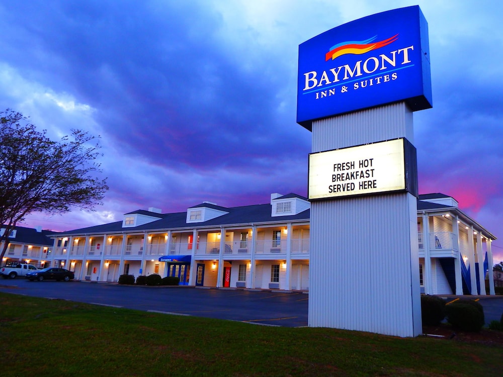 Baymont By Wyndham Florence/Muscle Shoals 3/29