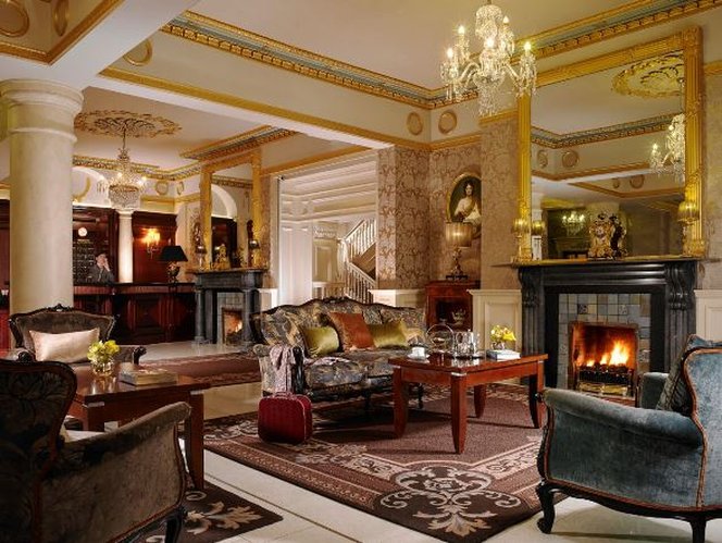 Buswells Hotel 4/11