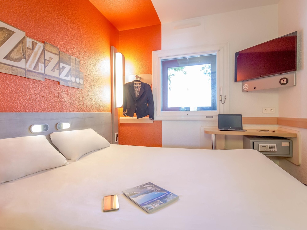 Ibis Budget Marseille Timone 49/70
