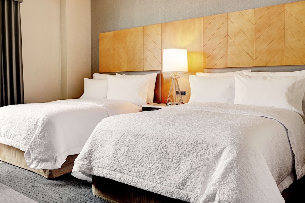 Hampton Inn Brooklyn Hotel 11/63