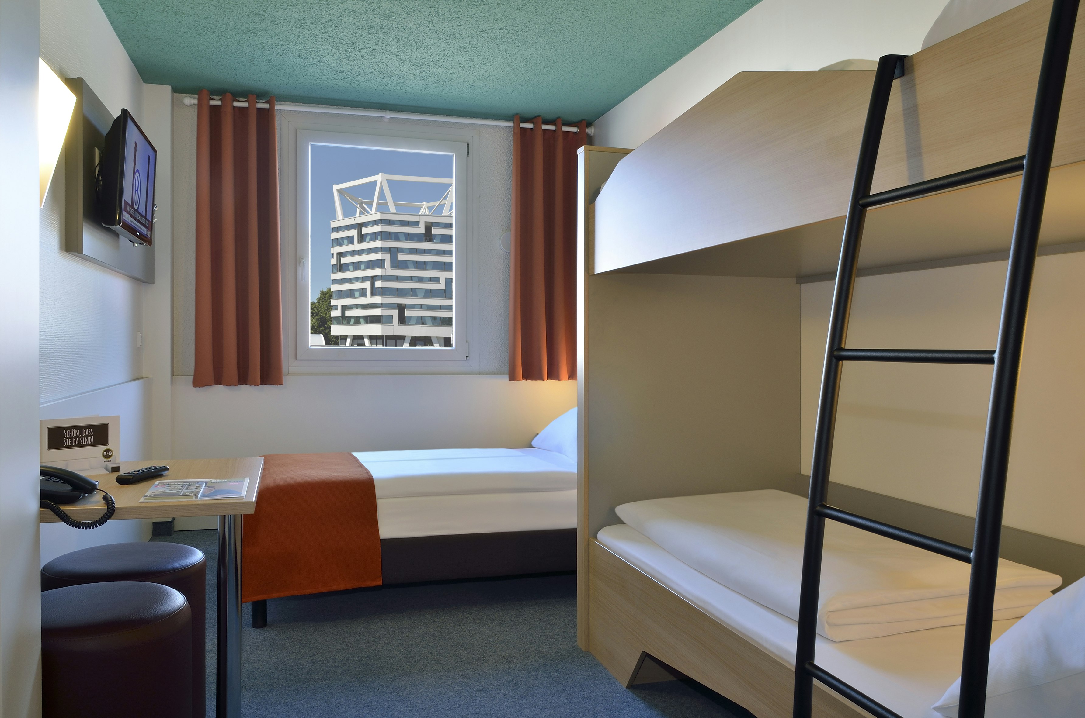 B&B Hotel Freiburg Nord 6/17