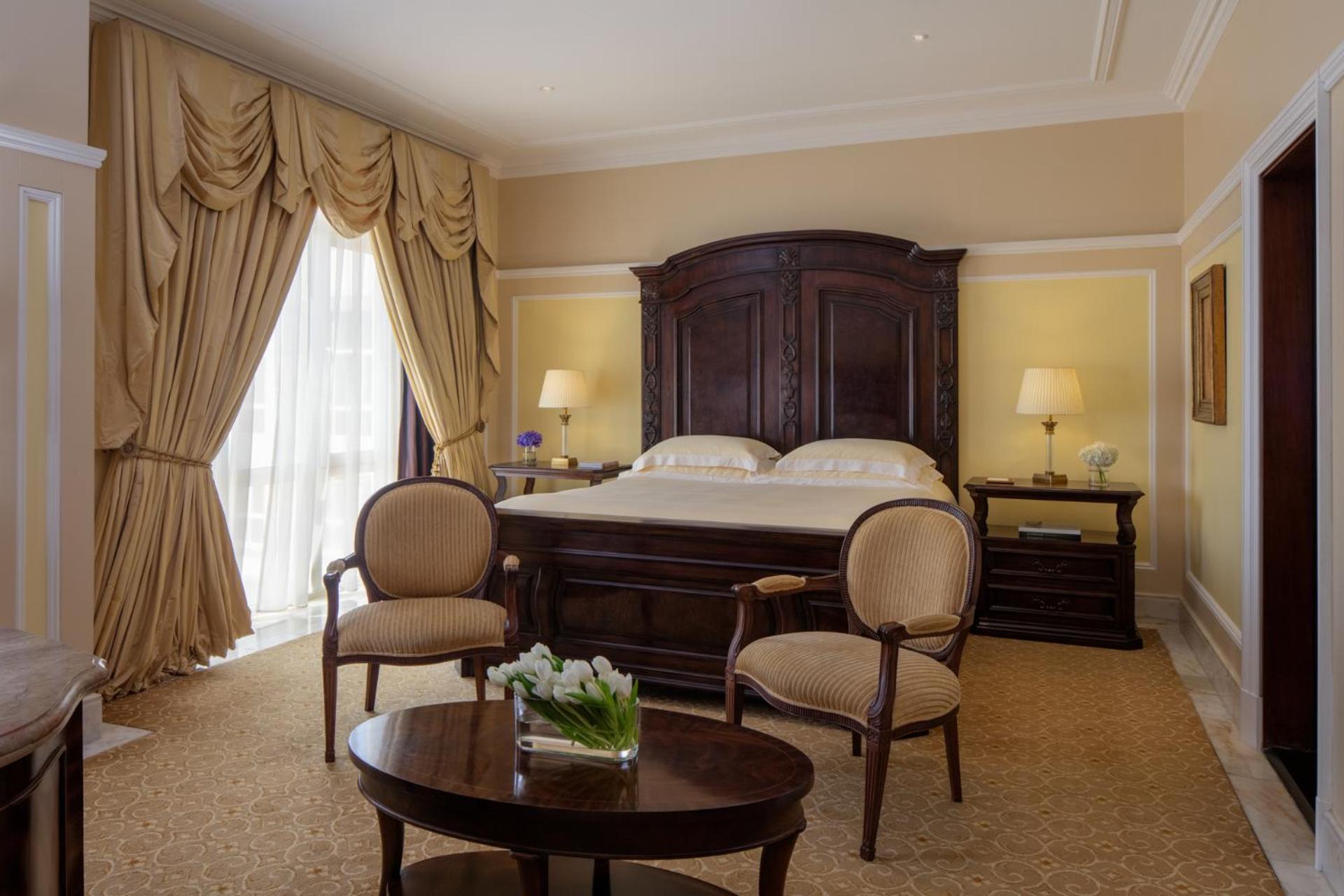 Diplomatic Suite