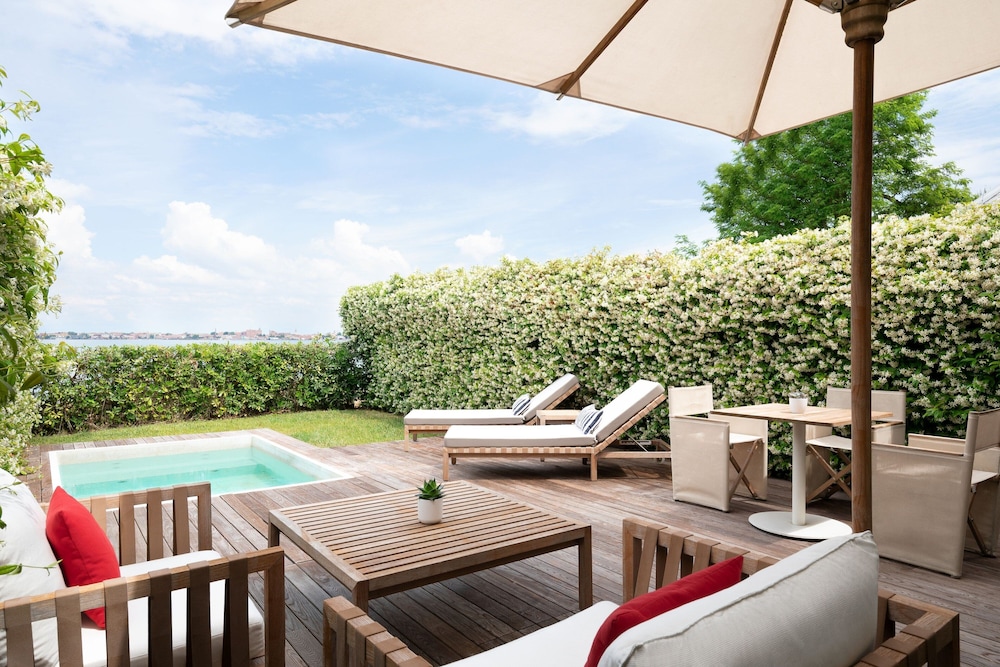 Jw Marriott Venice Resort And Spa 11/84