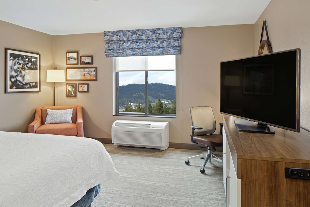Hampton Inn & Suites Spokane Valley 34/52