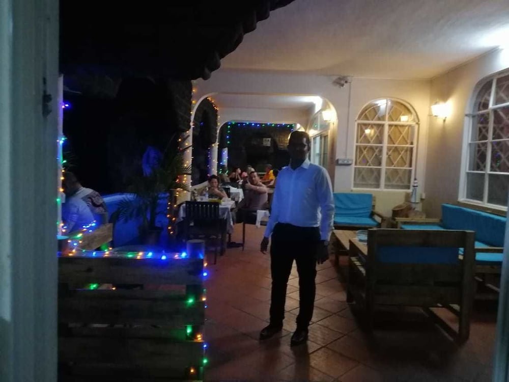 Eden Villa 14/41