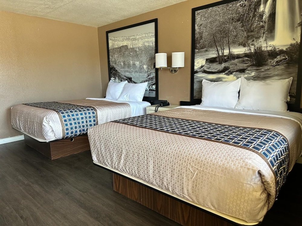 Canyon Inn Motel By Flagstaff Route-66 27/57