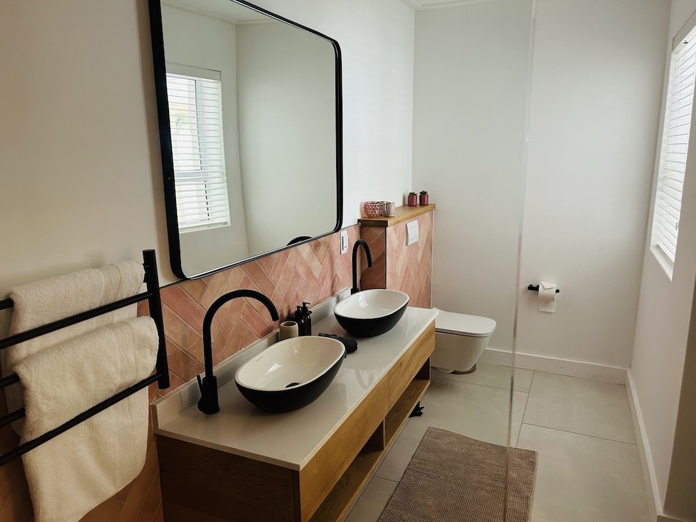 Mirabelle Guesthouse 44/50
