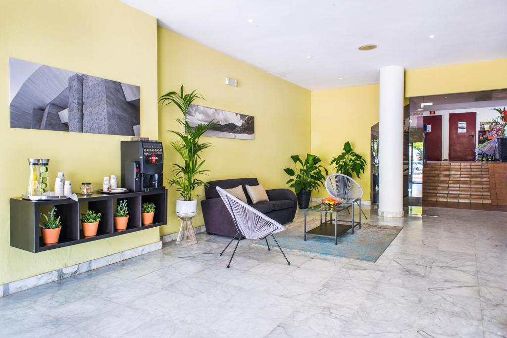 Lobby at Udalla Park, Arona