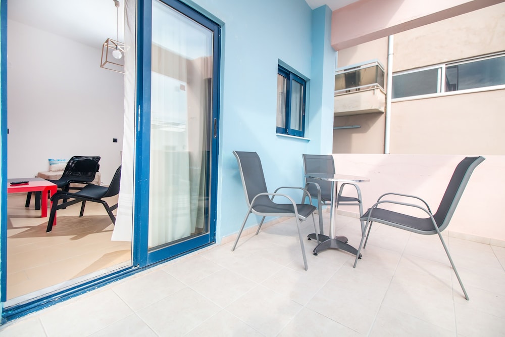 Kahlua Hotel Apartments 23/40