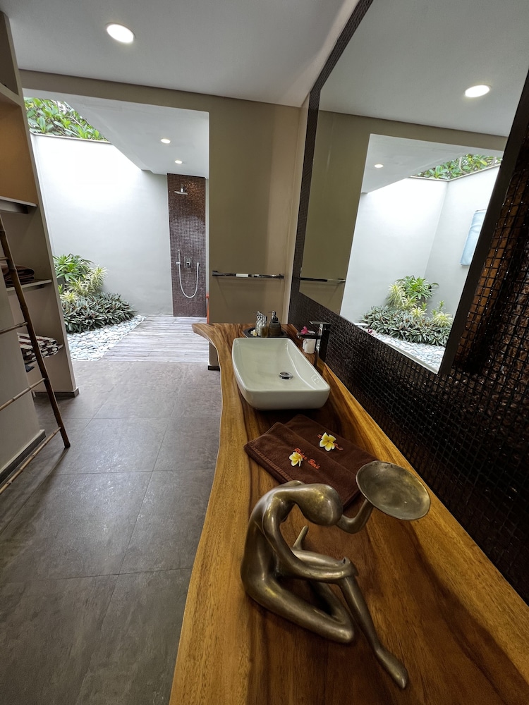 Relax Bali Dive & Spa Resort 23/50