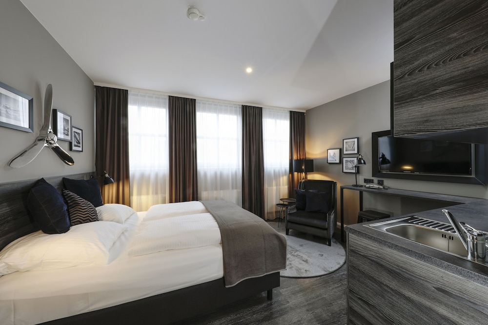 Airporthotel Berlin Adlershof 38/75