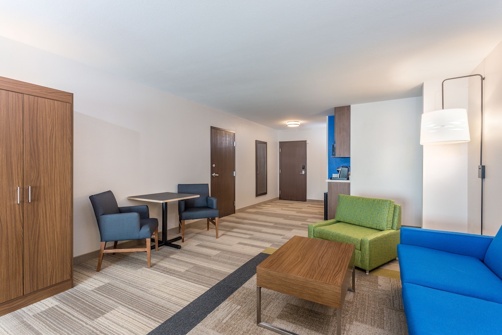 Holiday Inn Express Hotel And Suites Eau Claire North 46/57