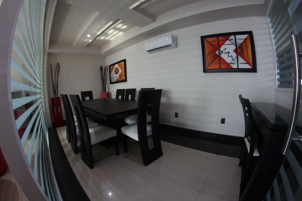 Portonovo Plaza Puerto Vallarta 35/46