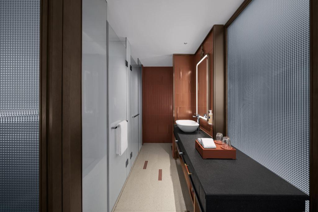 Kyln Hotel Suzhou, part of JdV by Hyatt 37/39