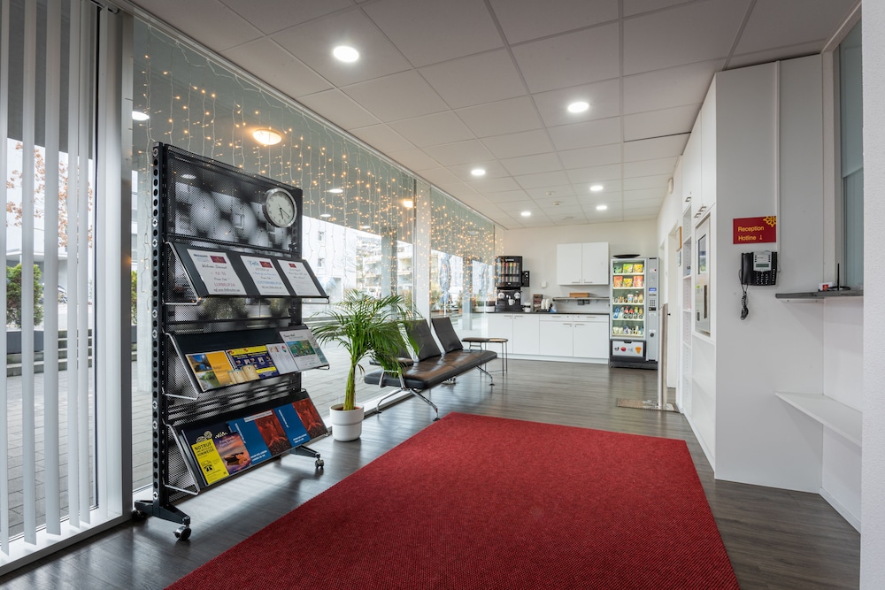 Hine Adon Apart Bern-Airport 23/50