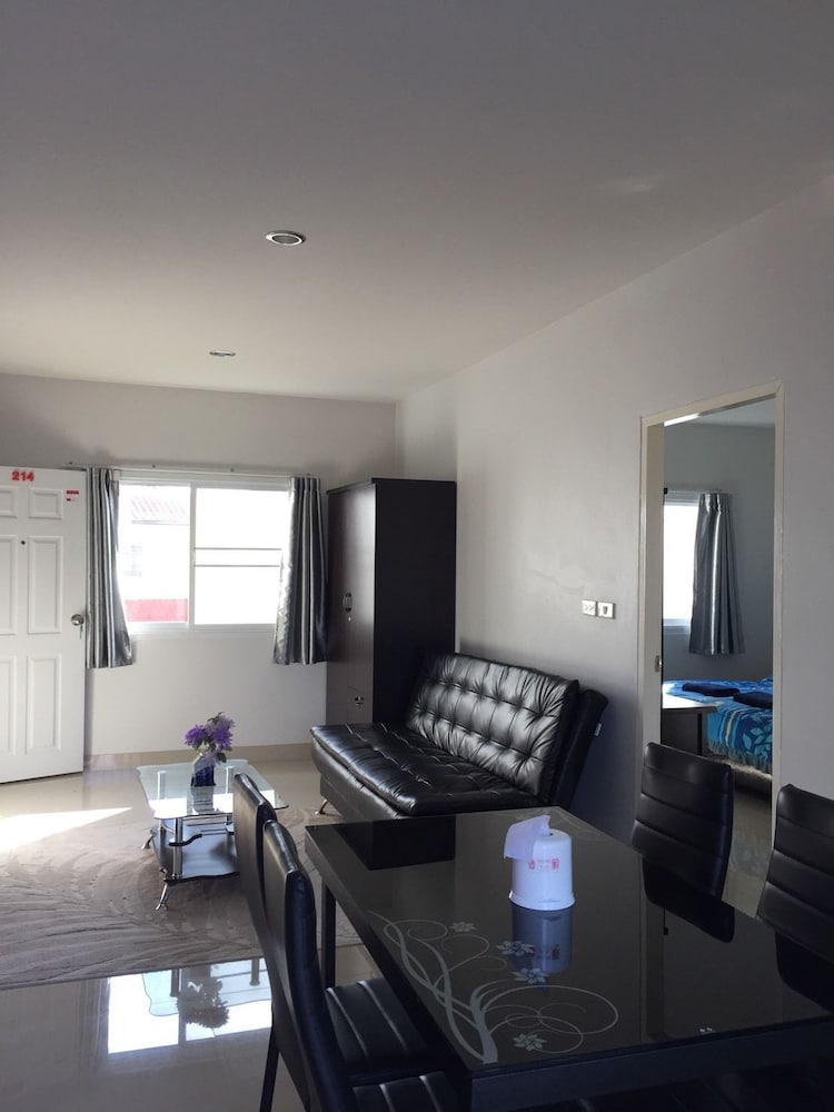 Connect Apartment 43/50