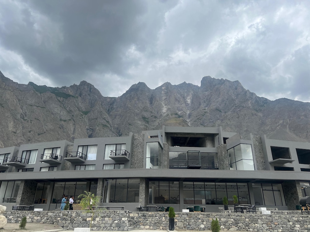 Himmel Skardu by Luxus in Wazirpur