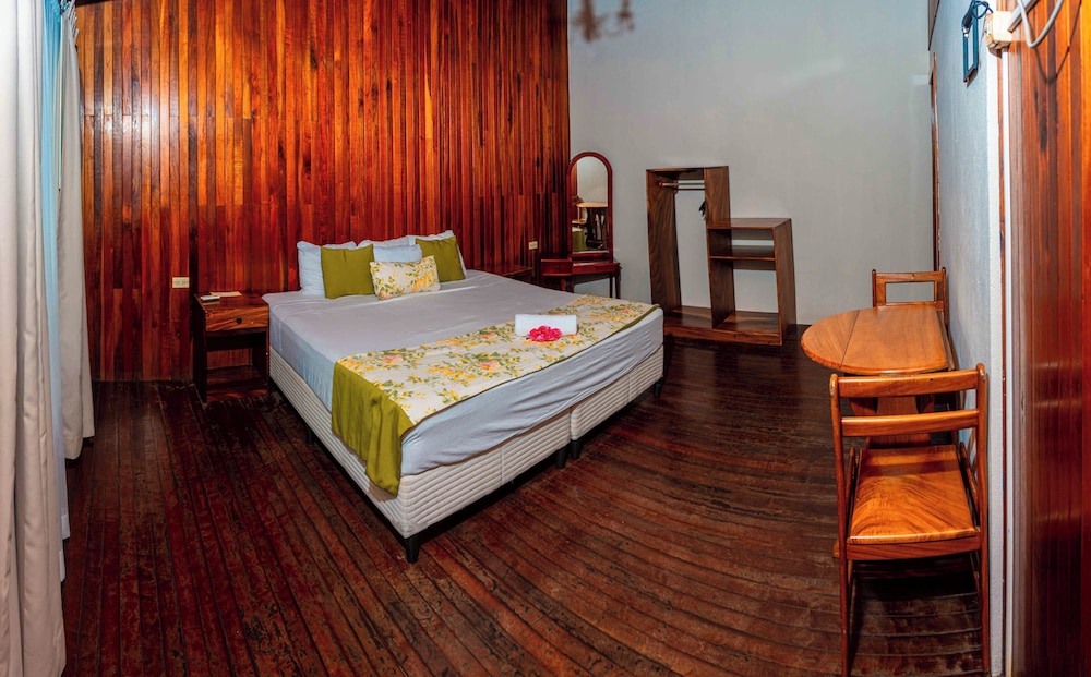 Arenal Hostel Resort 14/50