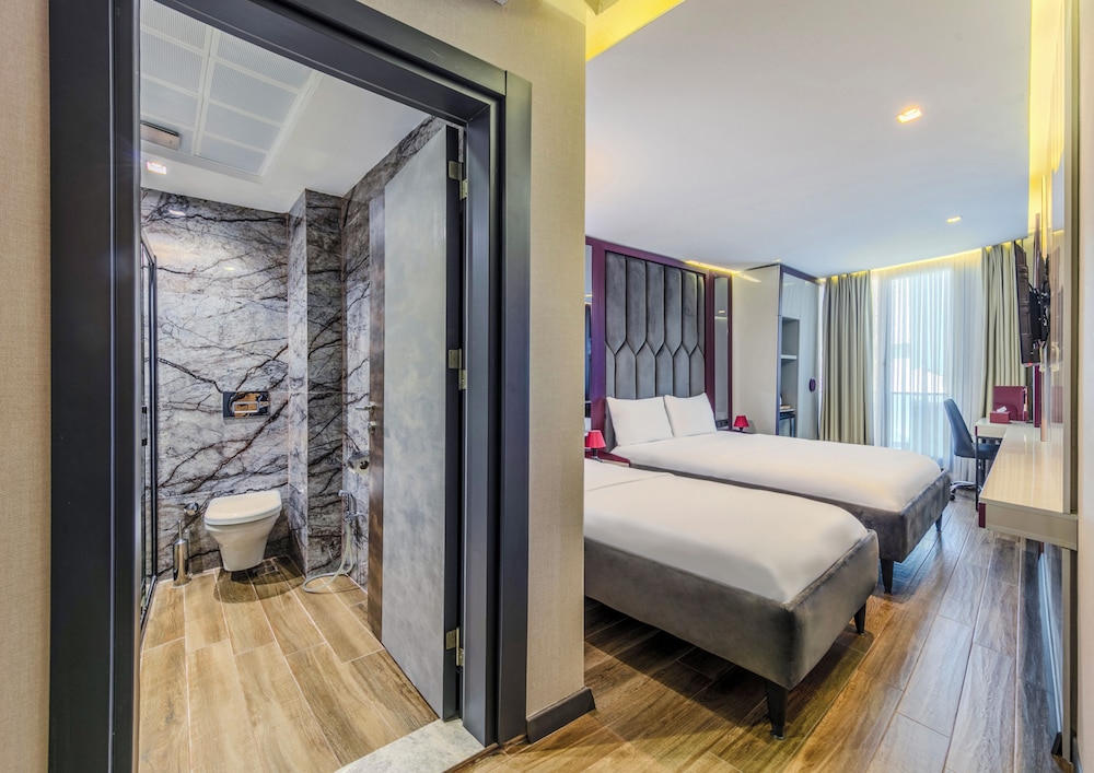 Heaven Premium Airport Hotel 20/50