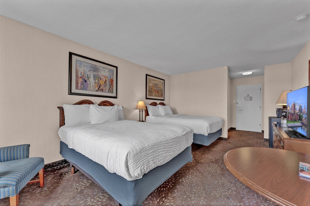 Buffalo Airport Hotel 27/61
