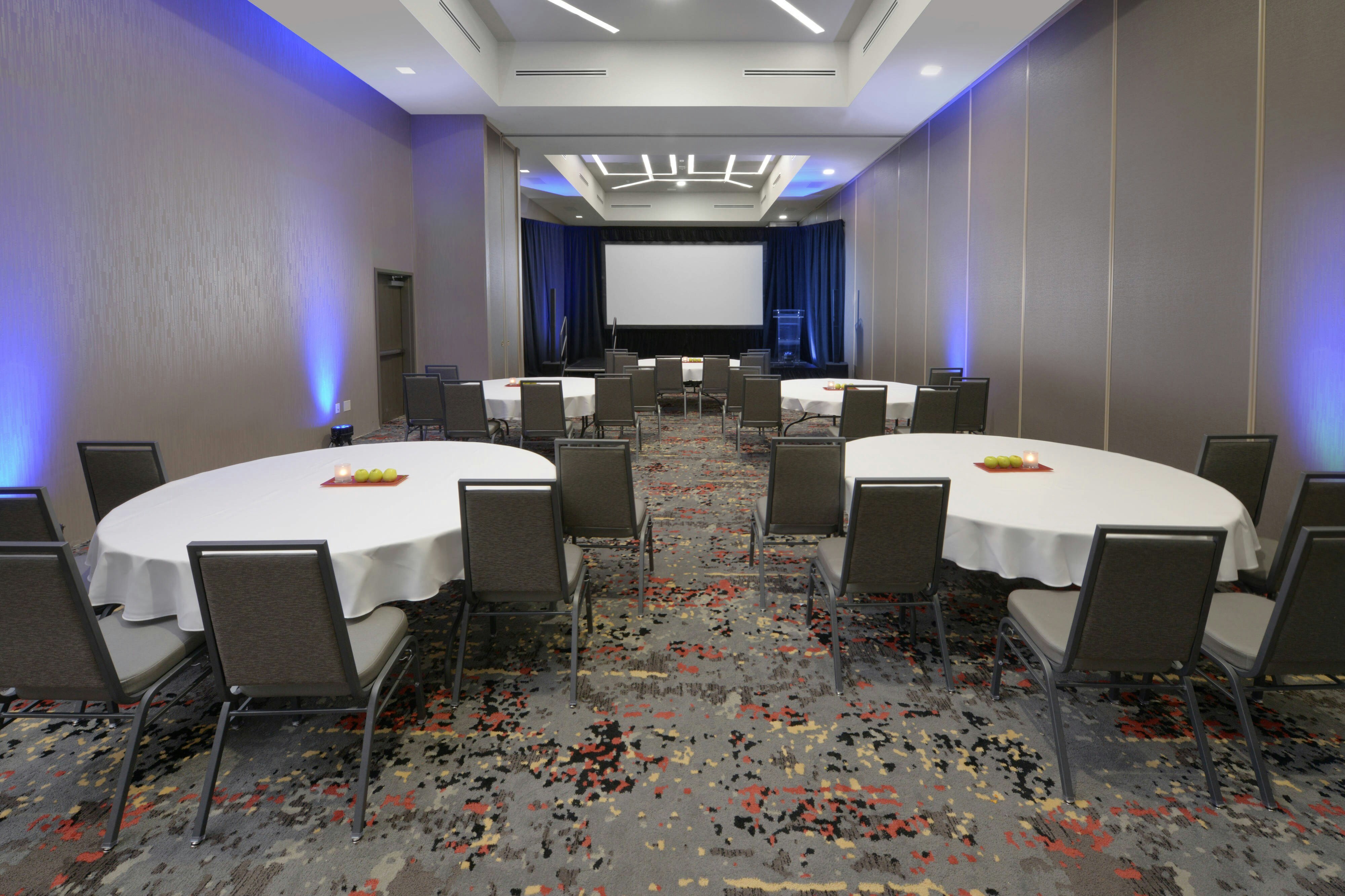 Courtyard Austin Pflugerville And Pflugerville Conference Center 17/25