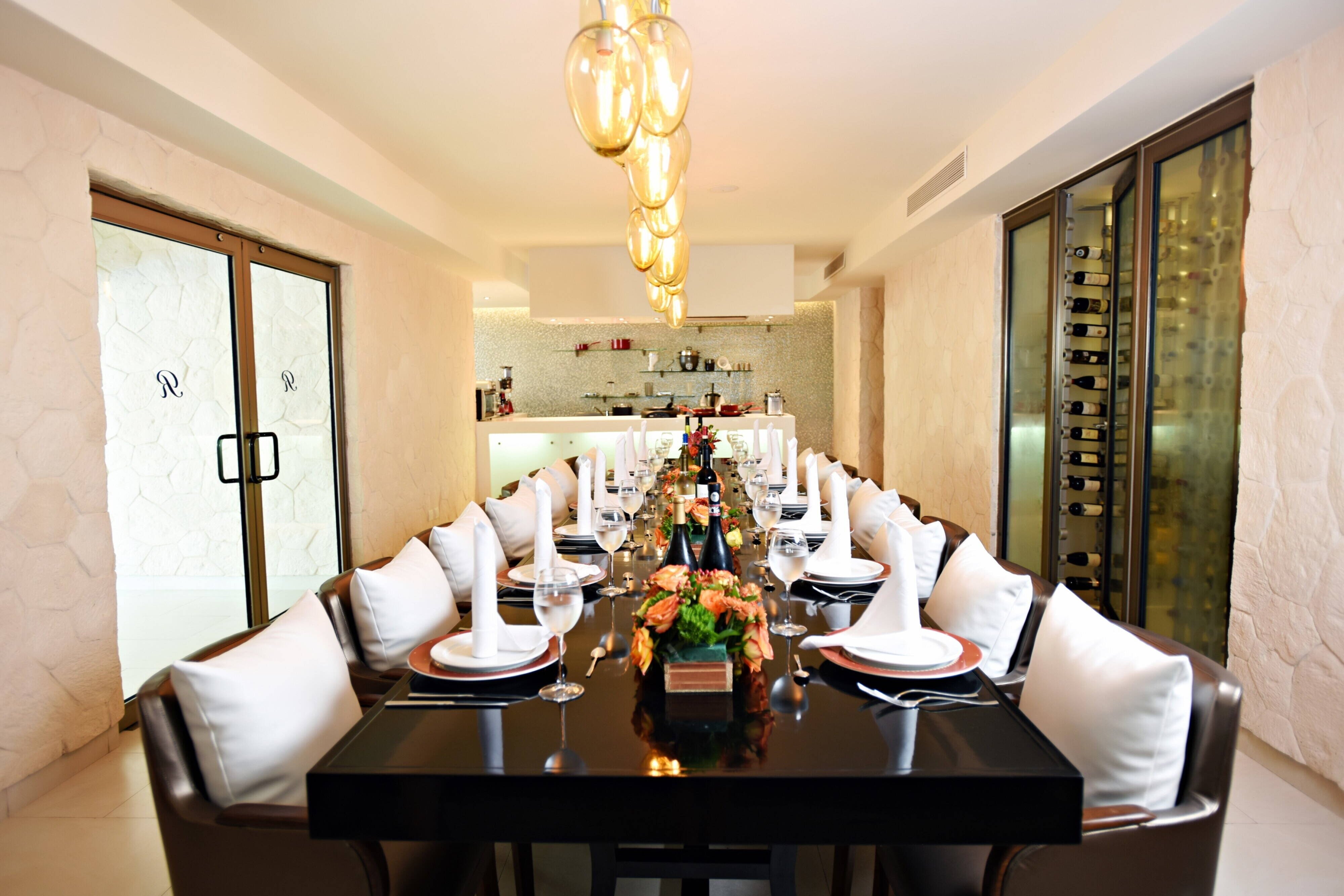 Hideaway at Royalton Riviera Cancun, An Autograph Collection All Inclusive Resort - Adults Only 26/36