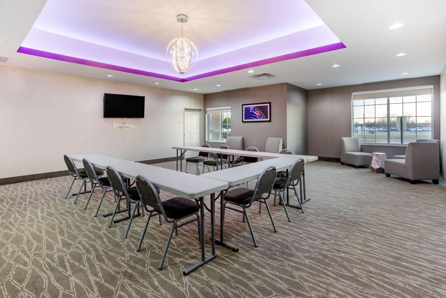 La Quinta Inn And Suites By Wyndham Springfield IL 51/63