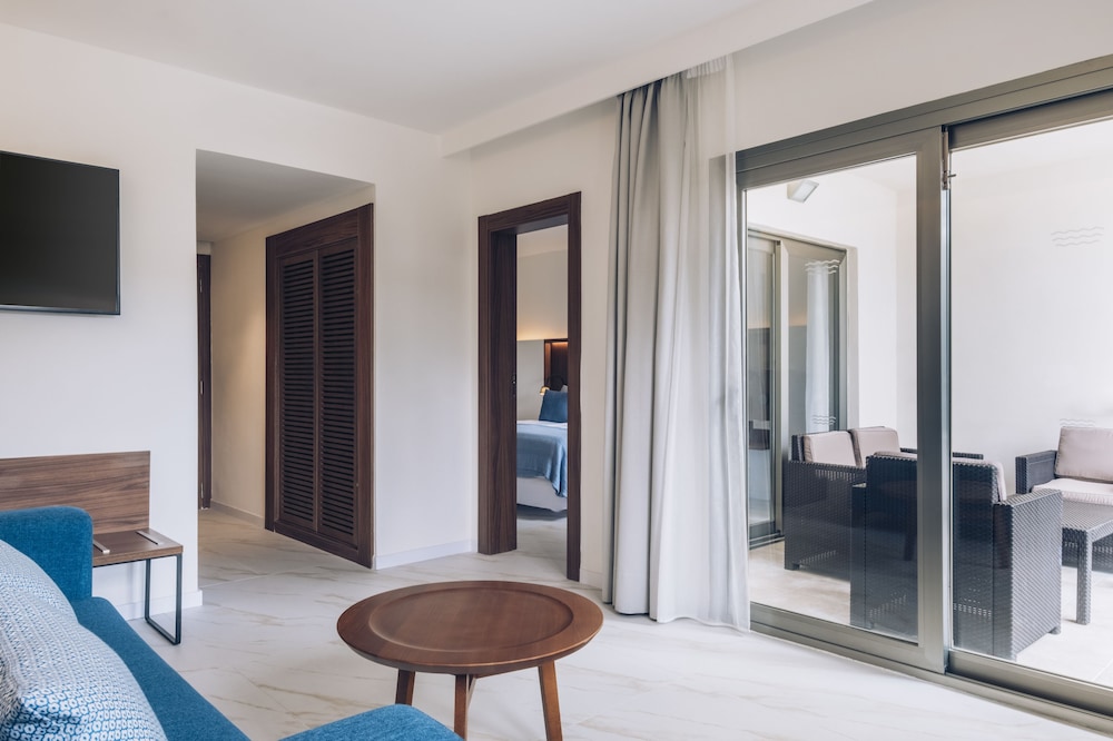 Iberostar Selection Playa De Muro Village 45/64