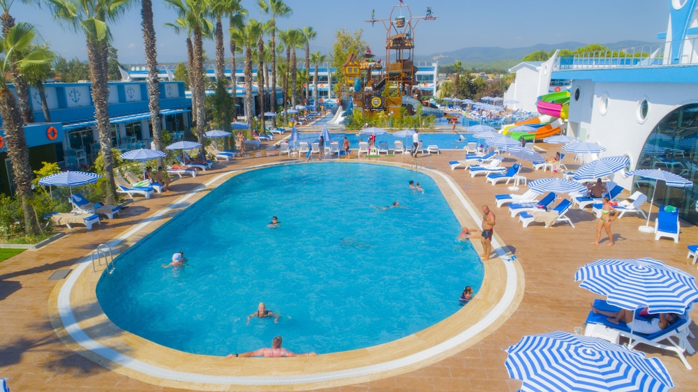Marine Family Club Hotel 2/12