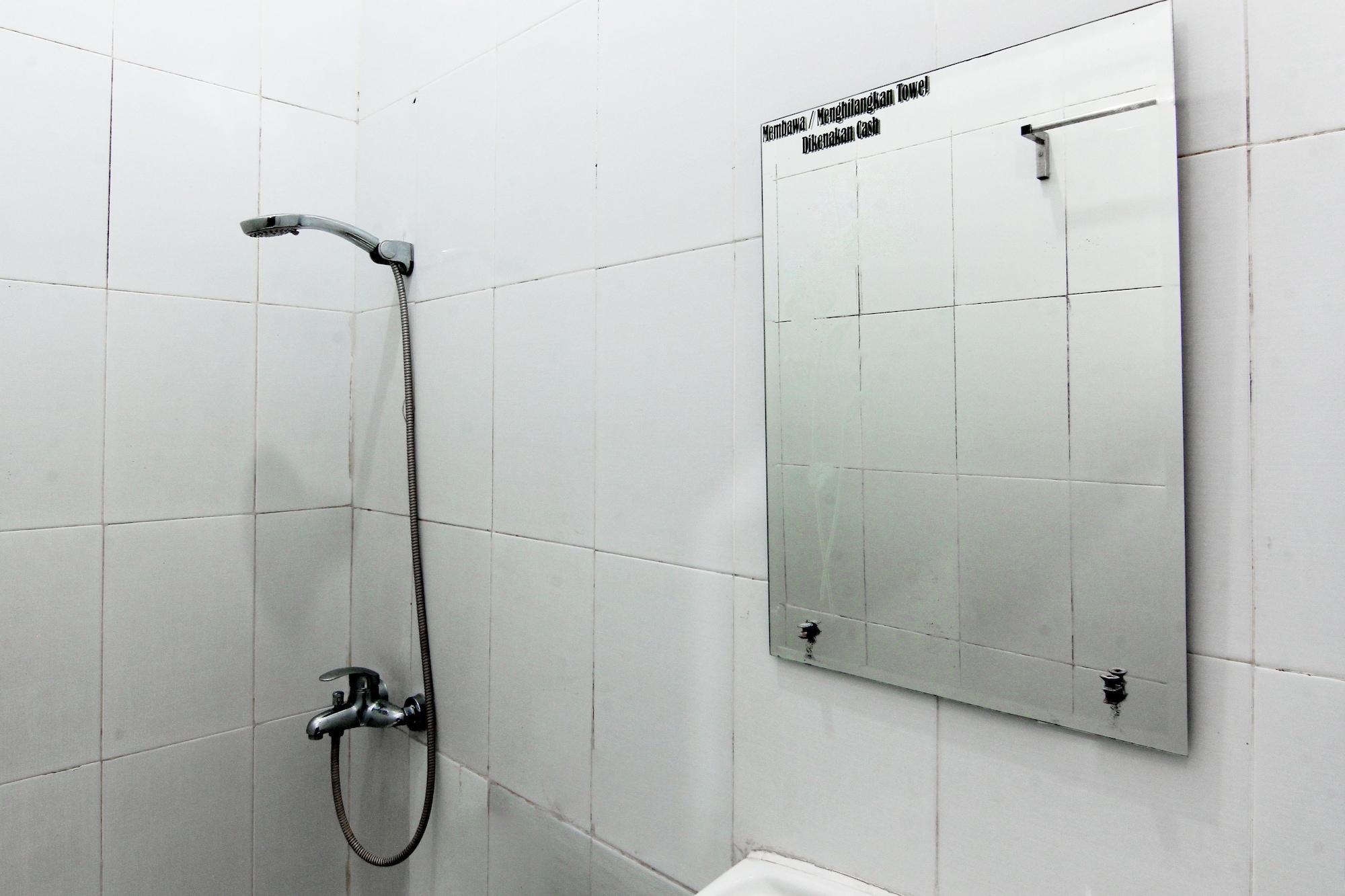 Grand Surya Hotel Yogyakarta 50/51