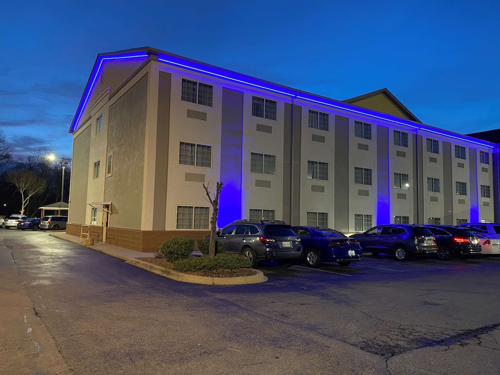 Best Western Louisville Airport Expo 2/37